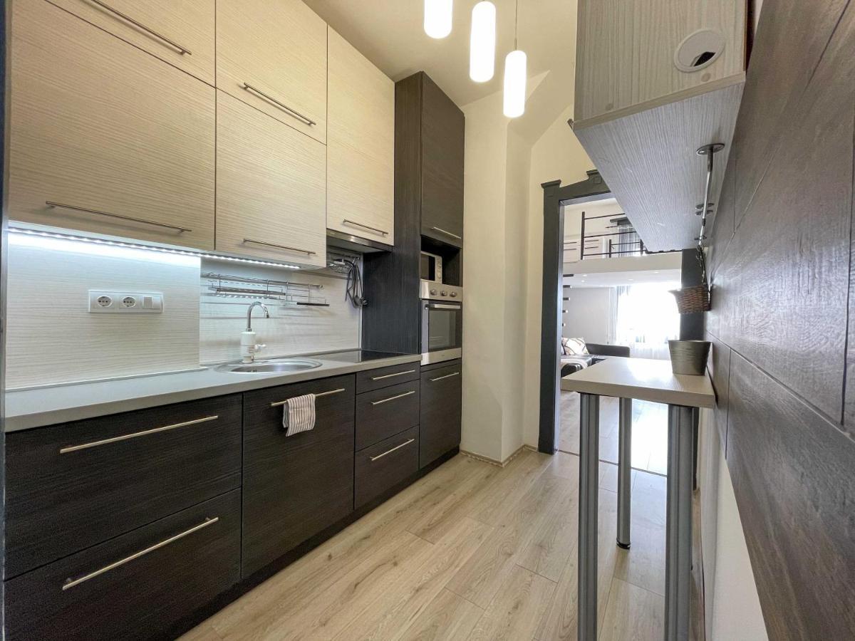 Manyi 2 Apartment *