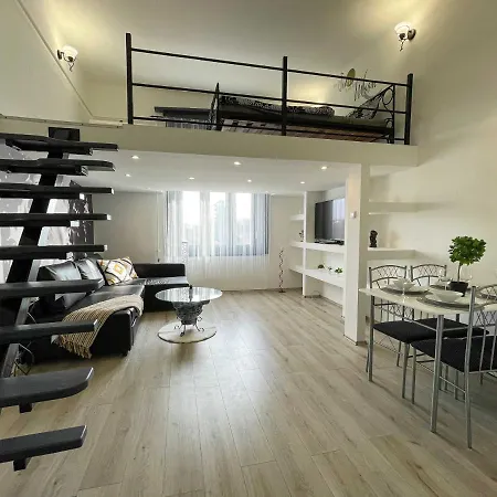 דברצן Manyi Apartman 2 מראה חיצוני תמונה